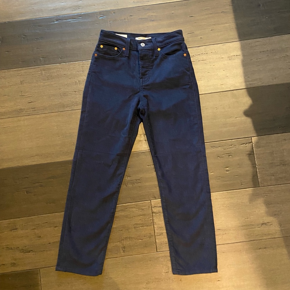 Levi’s Wedgie Straight Corduroy Pants